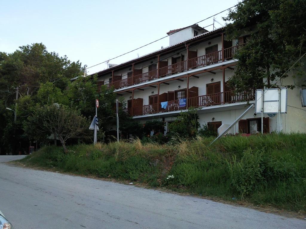 Katerina Hotel Chorefton Exterior photo